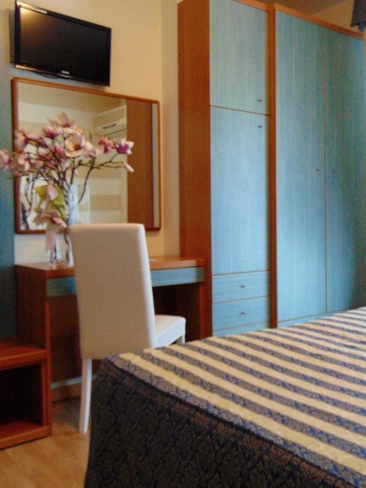 Columbus Hotel