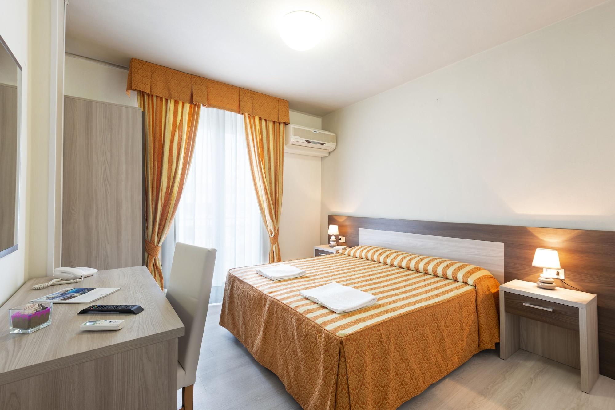 Columbus Hotel 3*