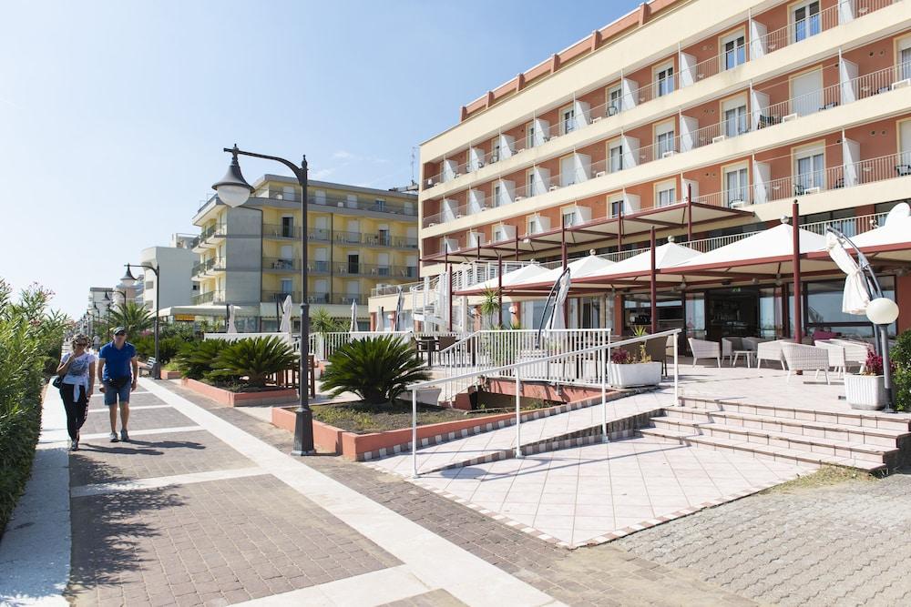 Columbus Caorle