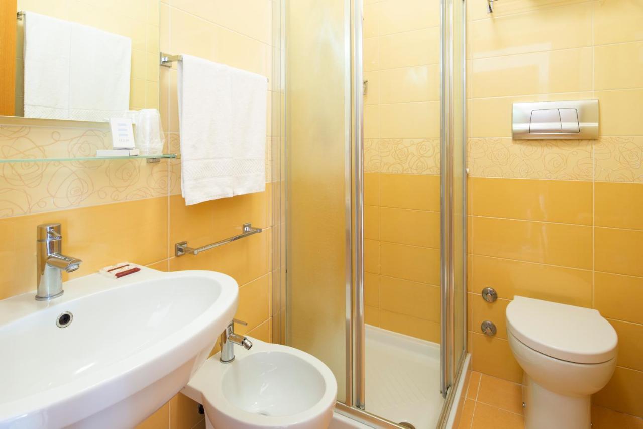 Hotel Columbus 3*