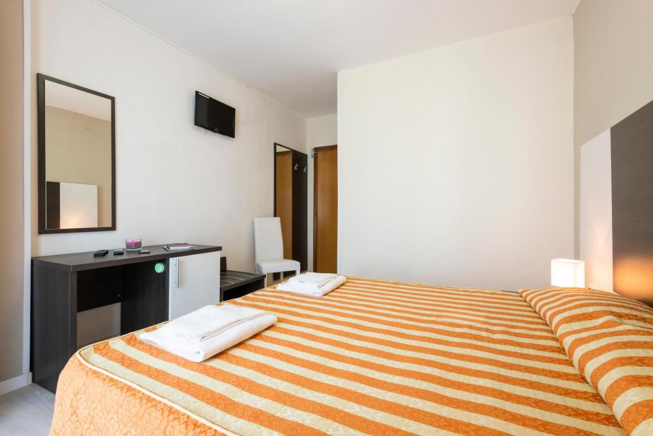 Columbus Hotel 3*